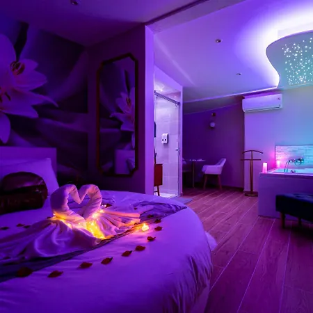 게스트하우스 Romantique Jacuzzi Ou Balneo Privatif Et Jardin Au Temps Des Cerises 라시오타